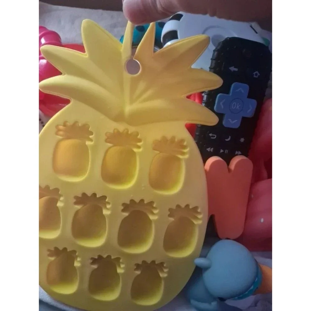 Pineapple ice mold